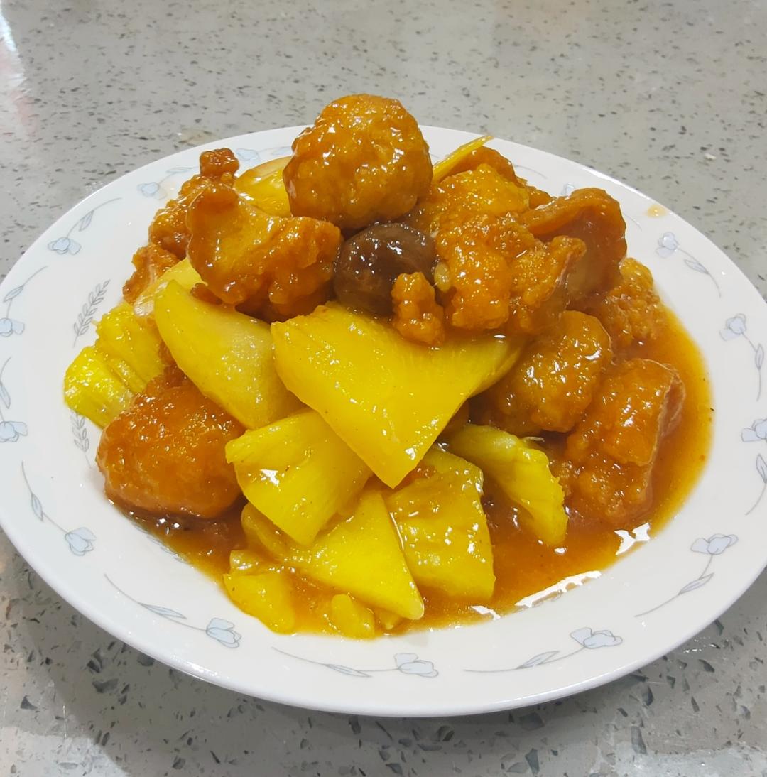 秘制菠萝咕噜肉（绝对好吃）