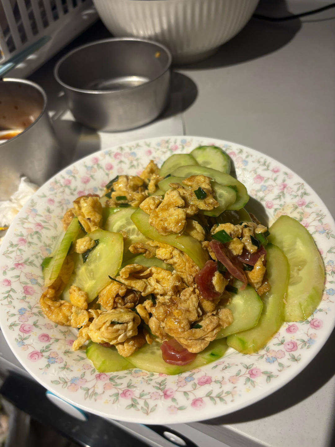 五分钟下饭菜黄瓜火腿炒鸡蛋