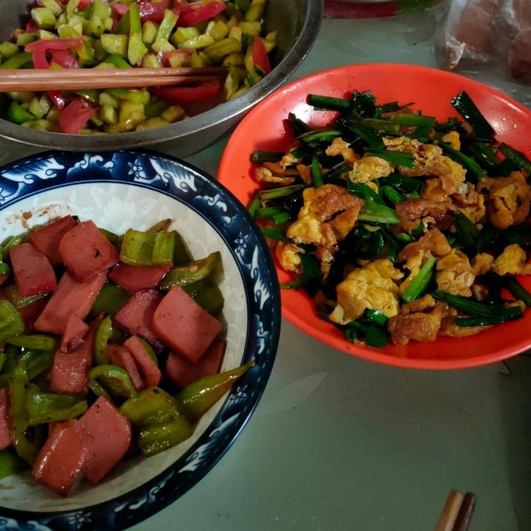 韭菜炒鸡蛋——三分钟快手下饭菜 掌握火候的秘诀