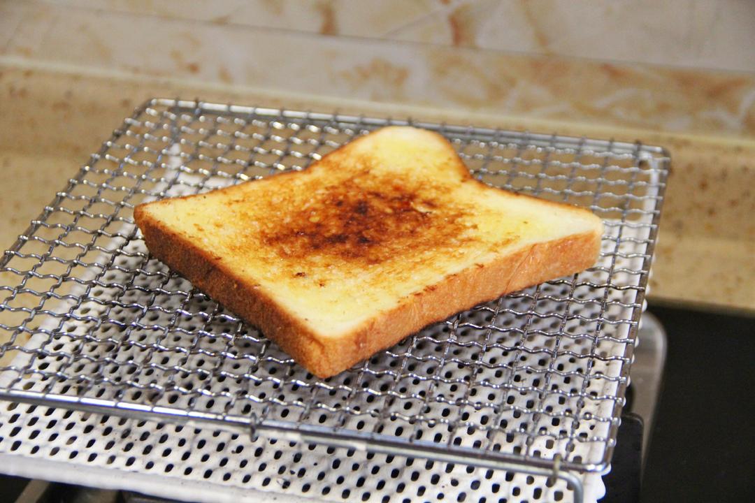 好吃到爆的烤吐司