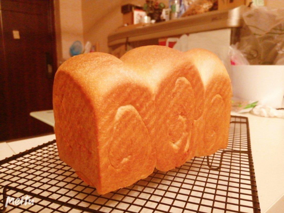 奶香超浓郁的淡奶油吐司（消灭淡奶油）