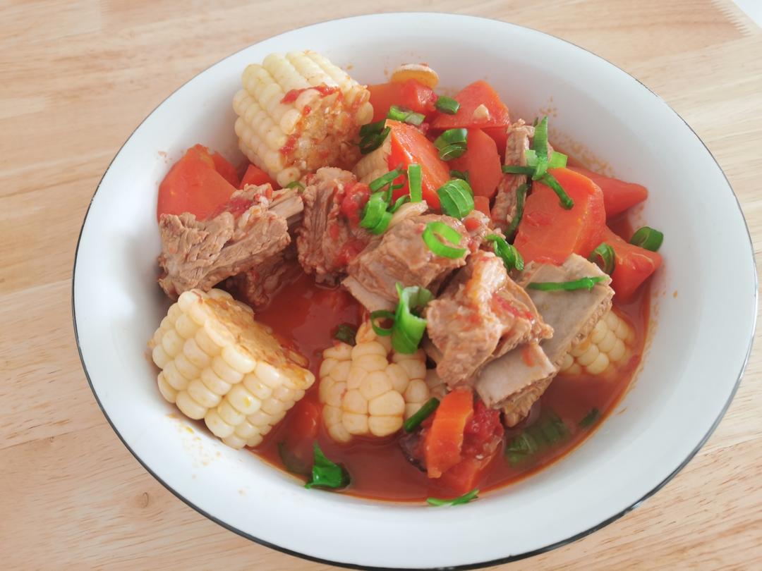 番茄玉米排骨煲