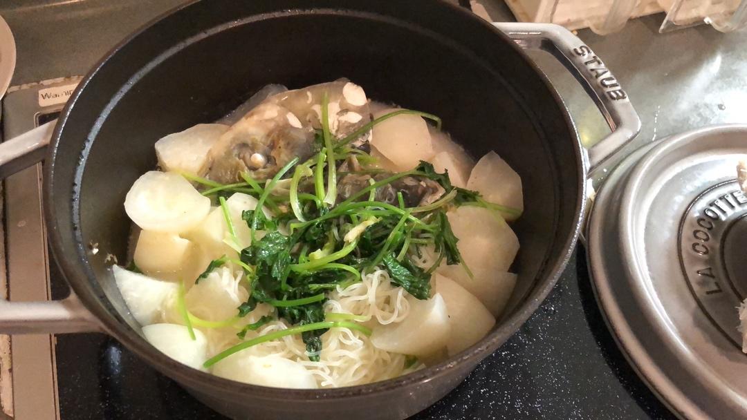 魚頭豆腐小白菜湯（湯頭奶白的秘訣）