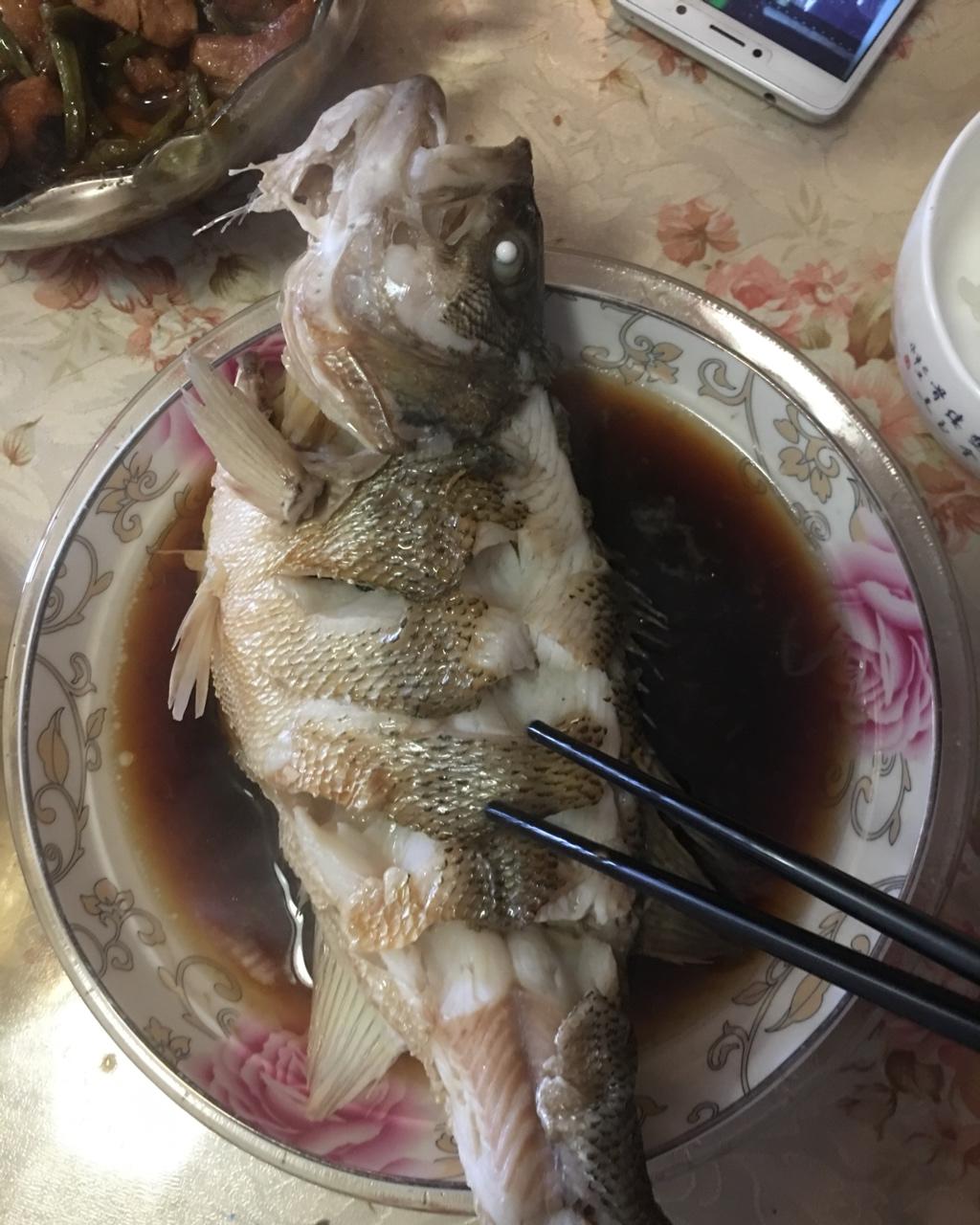 蒸鲈鱼