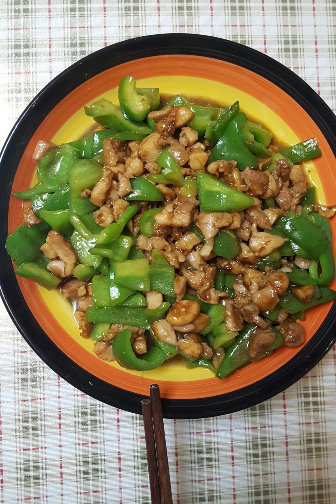 青椒炒鸡腿肉（大厨级别）