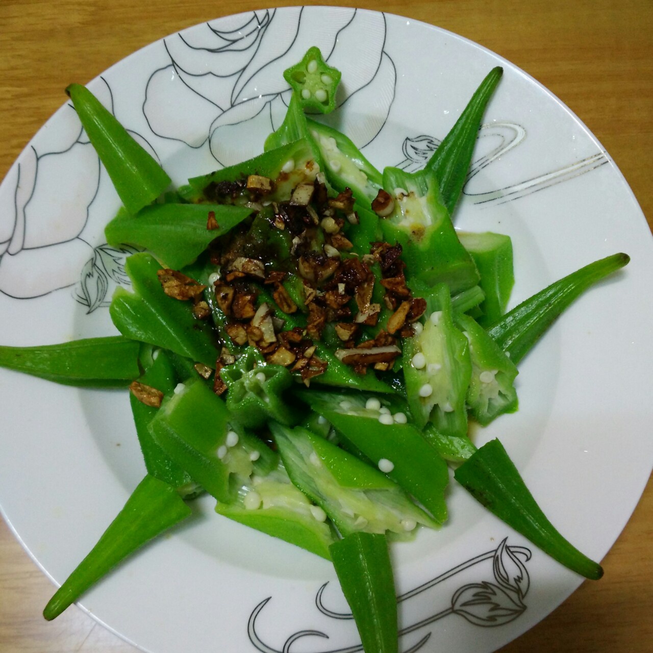 蒜沫秋葵