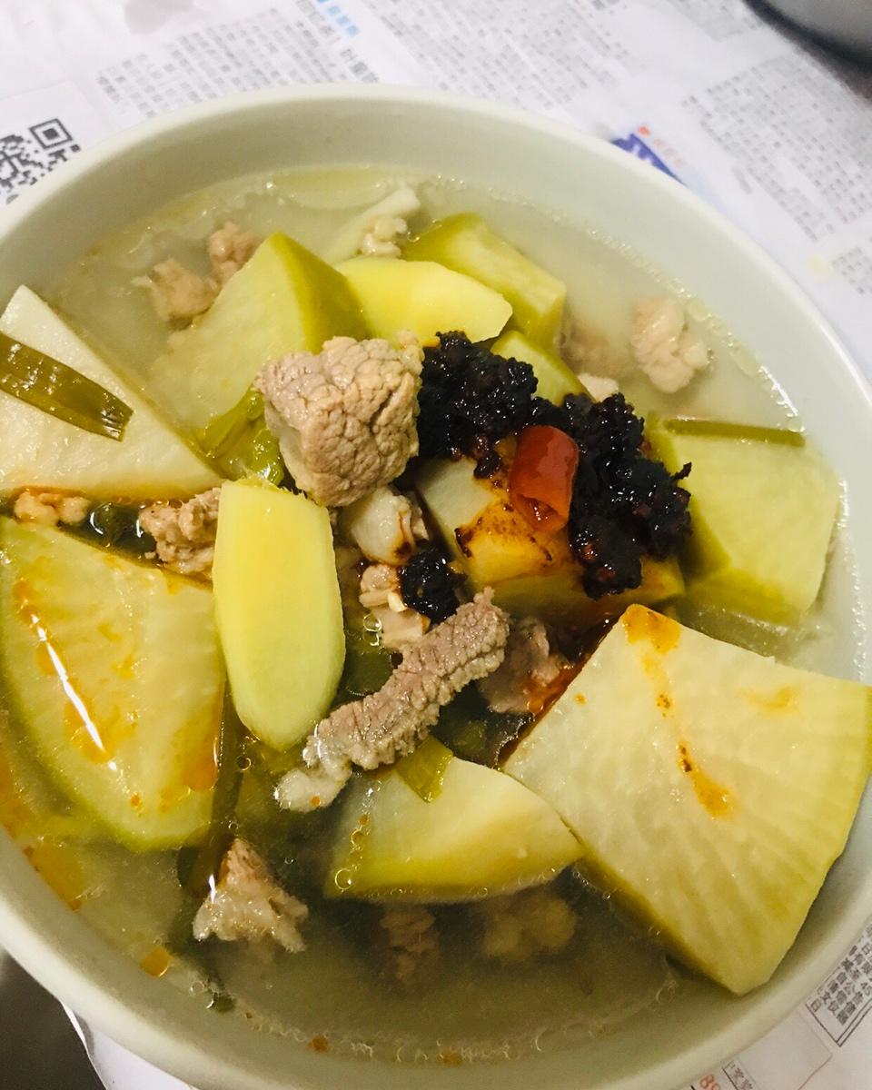 胡萝卜土豆炖牛腩