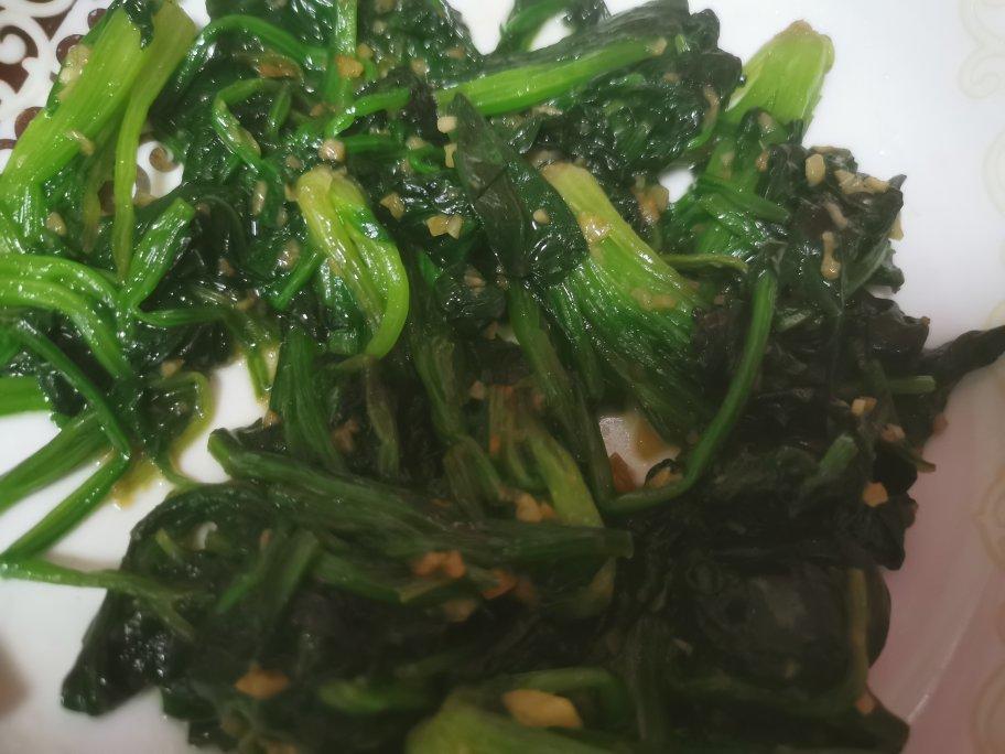 清炒菠菜