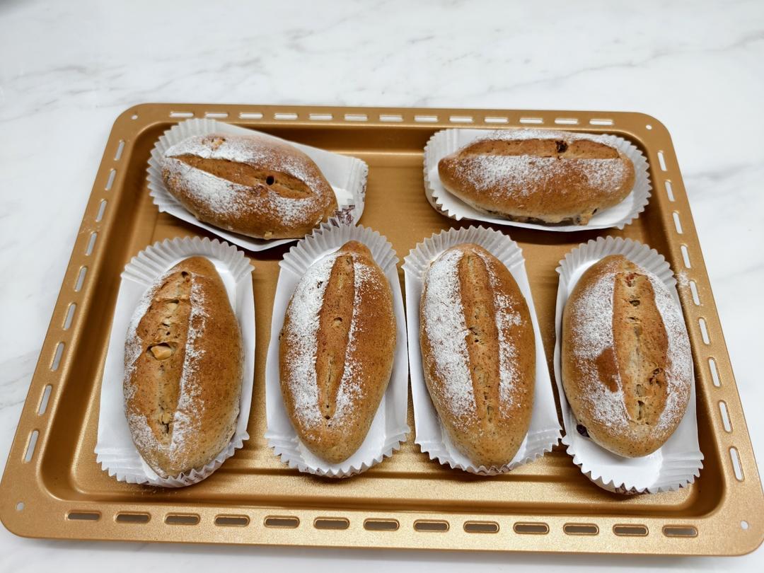 全麦坚果吐司（波兰种）