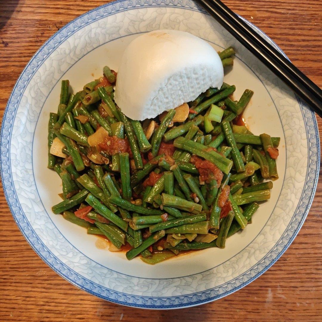 西红柿炒长豆角