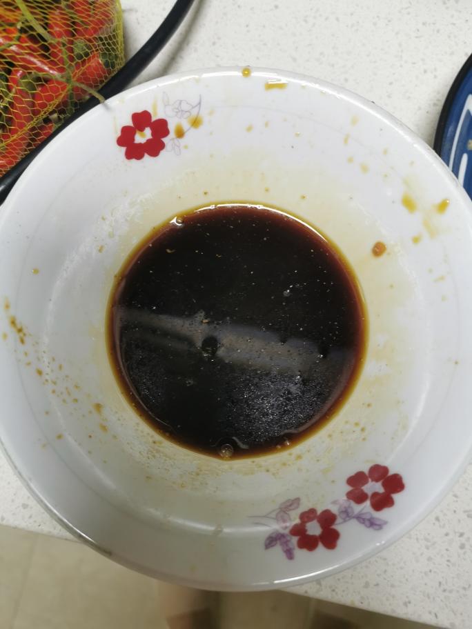 油豆腐炒肉的做法 步骤6