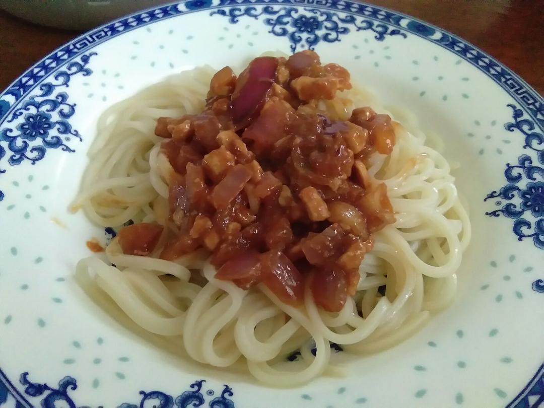 番茄肉酱意大利面