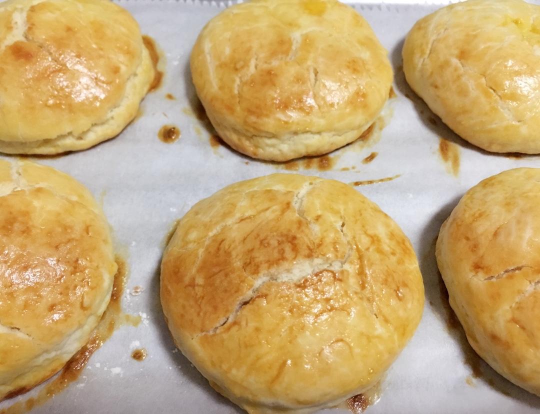 【视频】3分钟 奶油司康Scone(可能是世界上最快手的司康) 消耗淡奶油～