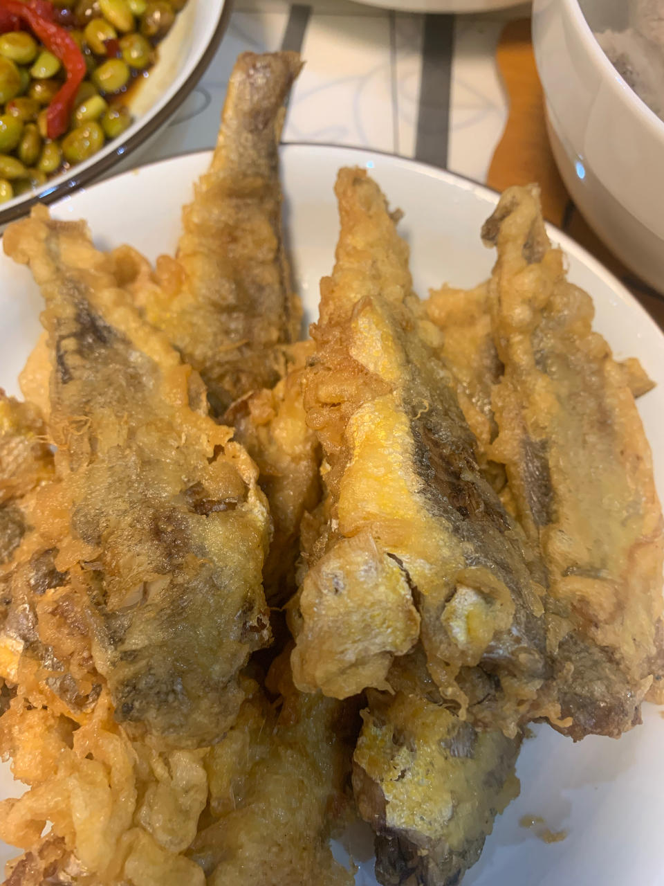 🔥香炸小黄鱼~这样做才金黄酥脆‼️鱼肉鲜嫩.没有腥味.吃起来特别香‼️