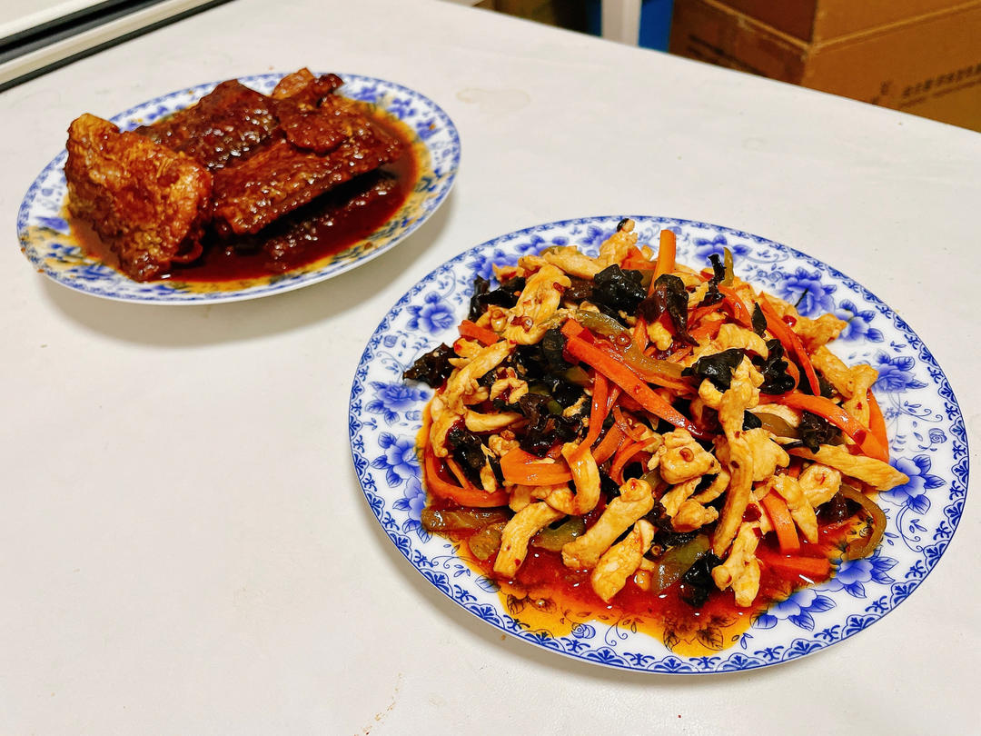 鸡胸肉做鱼香肉丝（美食家大雄版）