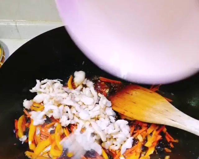 鱼香肉丝炒老了就糟糕了