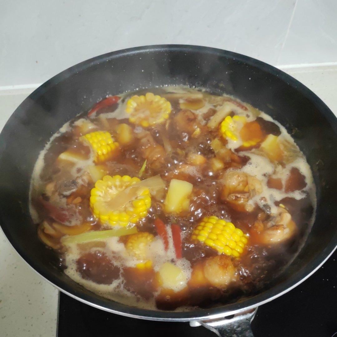 鸡腿炖土豆 上桌秒空盘 汤都喝干了！