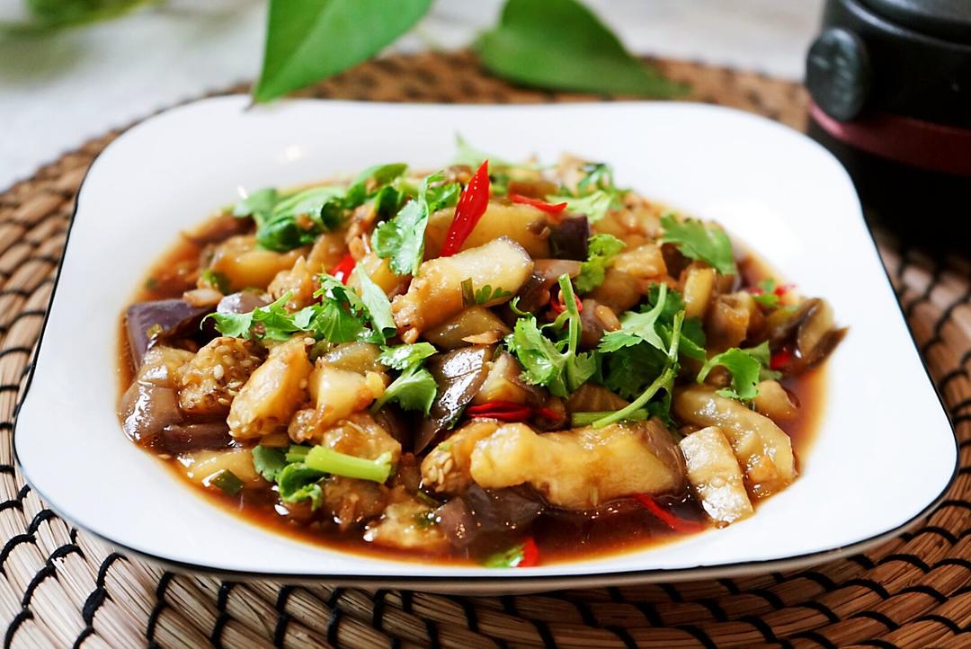 绵软醇香的凉拌茄条的做法