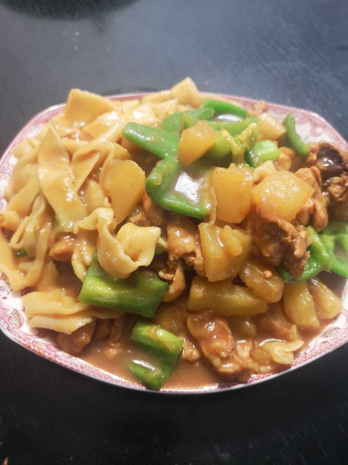 新疆特色大盘鸡（附加皮带面做法）
