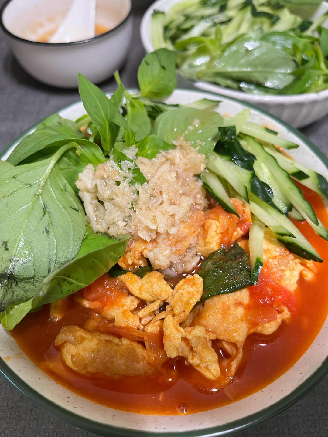 河南番茄鸡蛋捞面条解暑