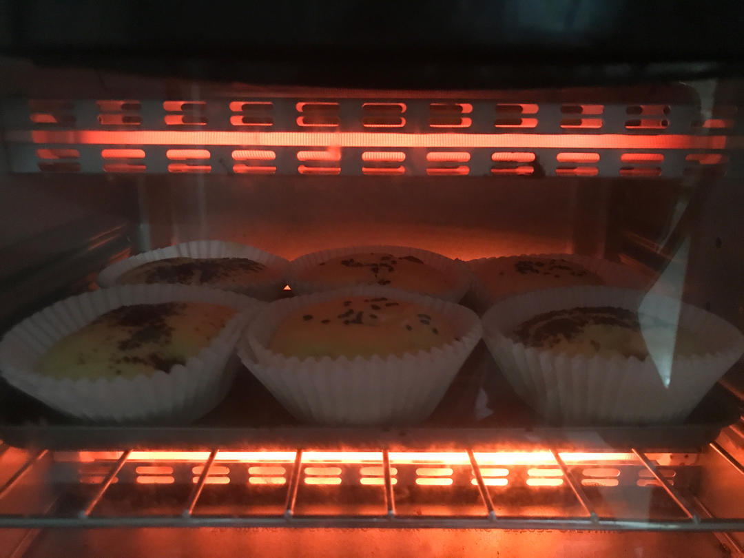 超松软纸杯蛋糕