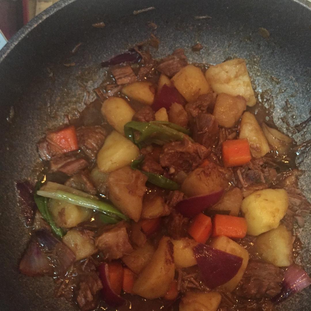 土豆炖牛肉