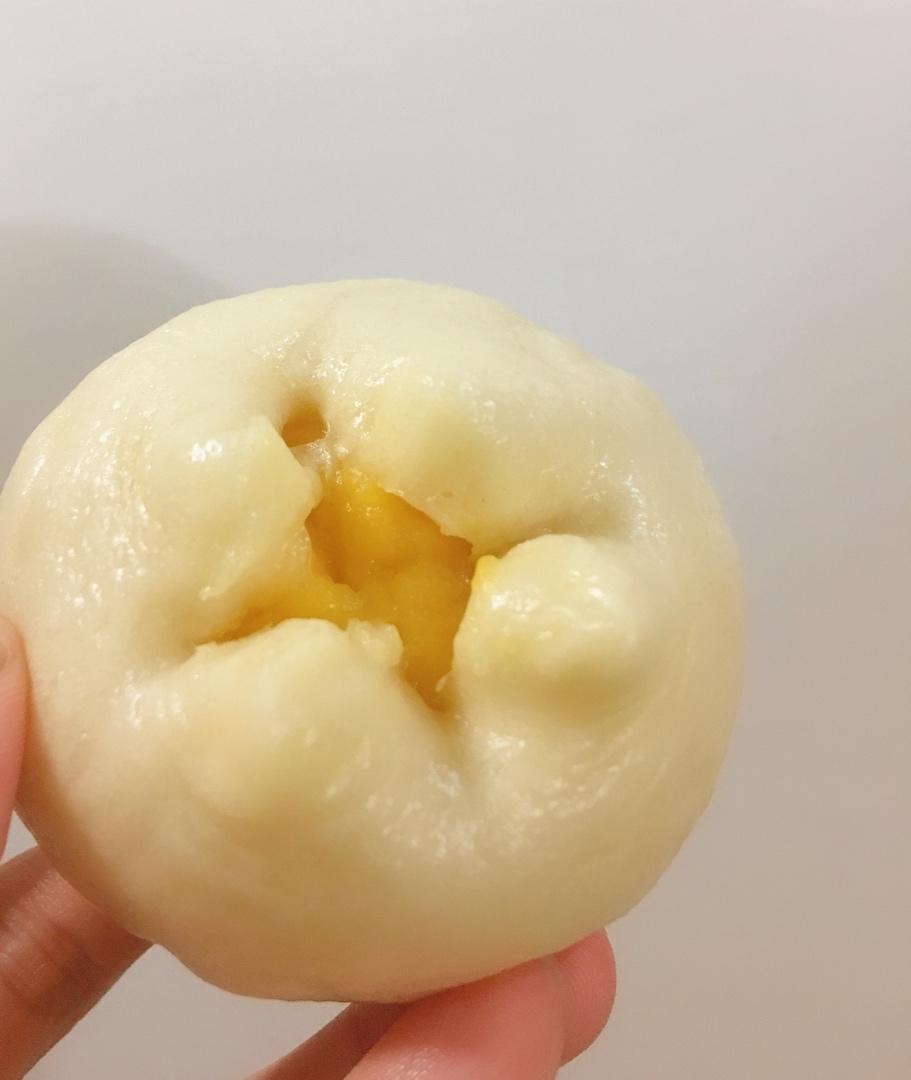 搞不定早餐？来做热气腾腾的奶黄包！