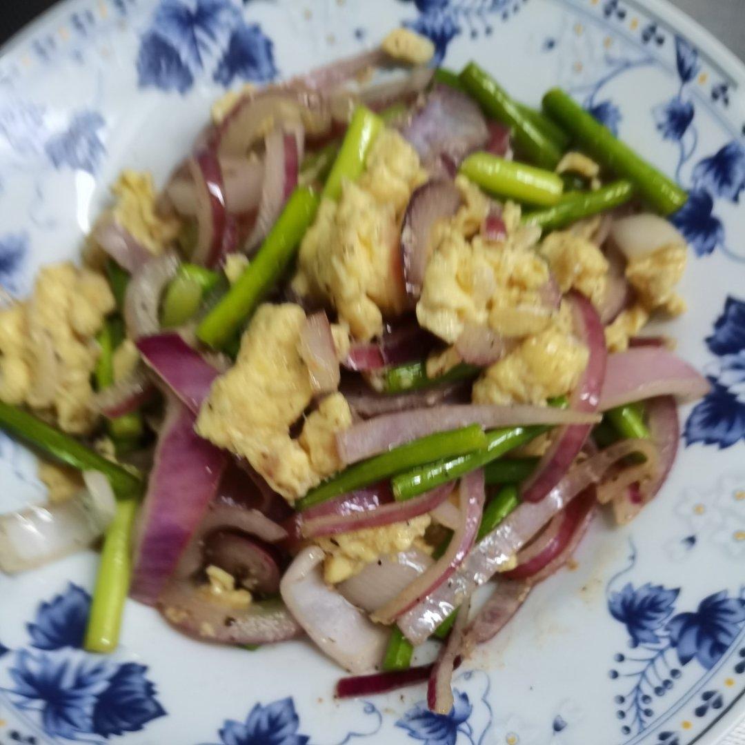 蒜薹炒鸡蛋