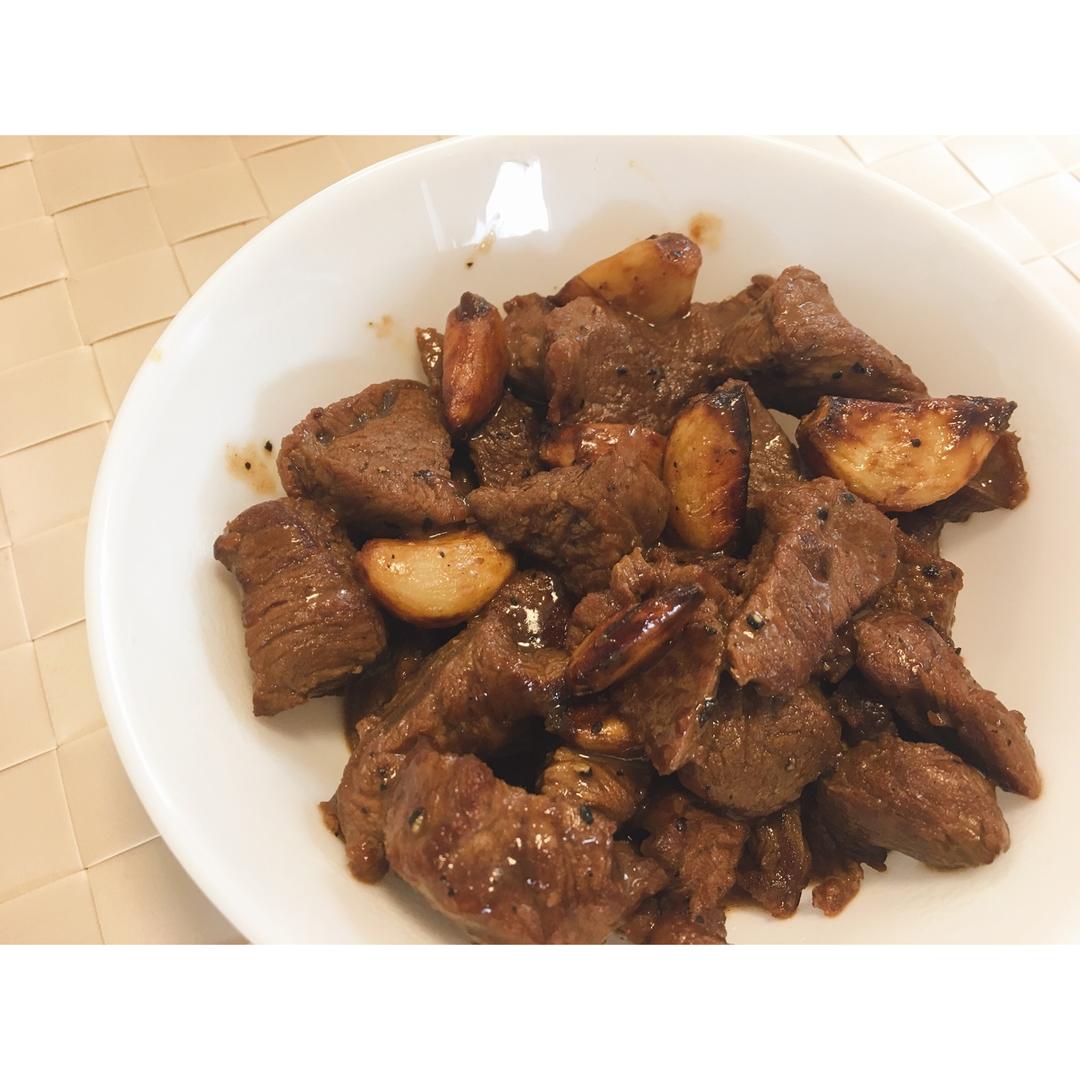 黑蒜子牛肉粒—华美新年味