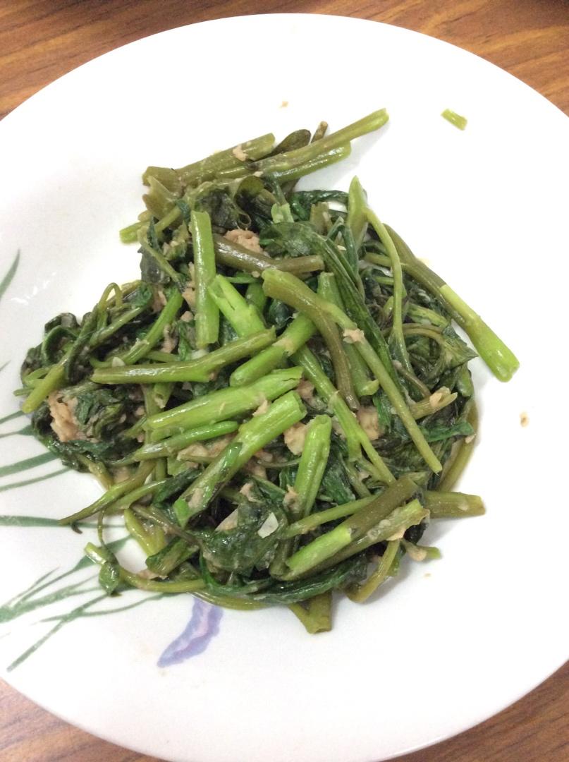 炝炒空心菜（不黑的秘密）