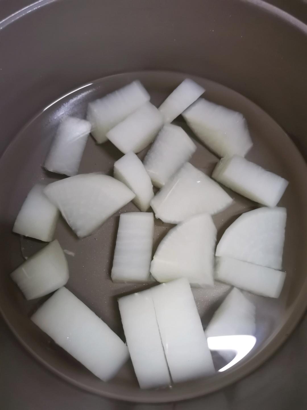 止咳奇效～白萝卜冰糖水（只针对热咳）