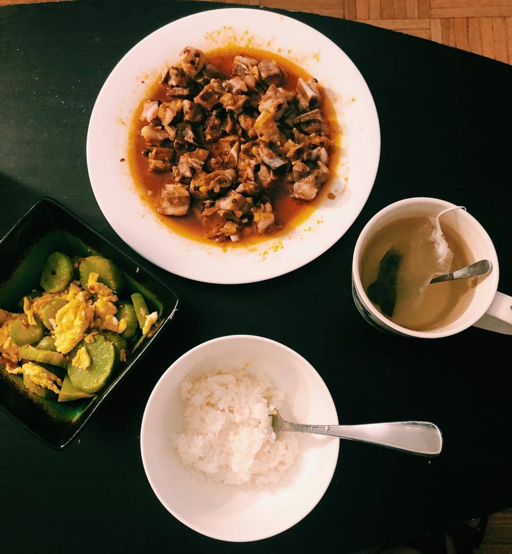 比糖醋排骨还好吃的蒸排骨（豉汁排骨电饭煲版，超级简单快手菜）