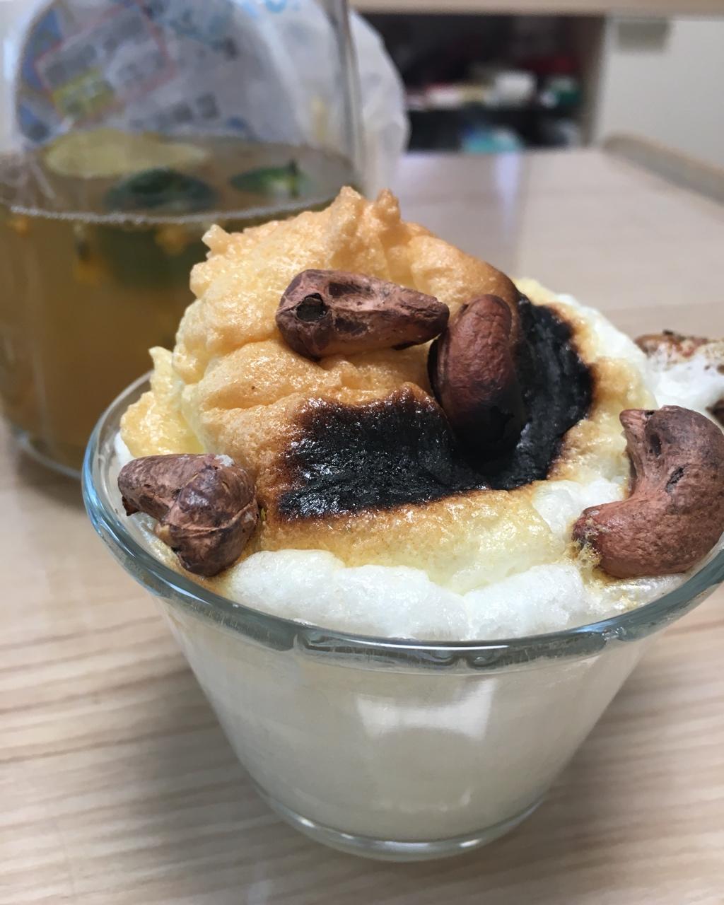 蛋白梳芙厘蛋糕