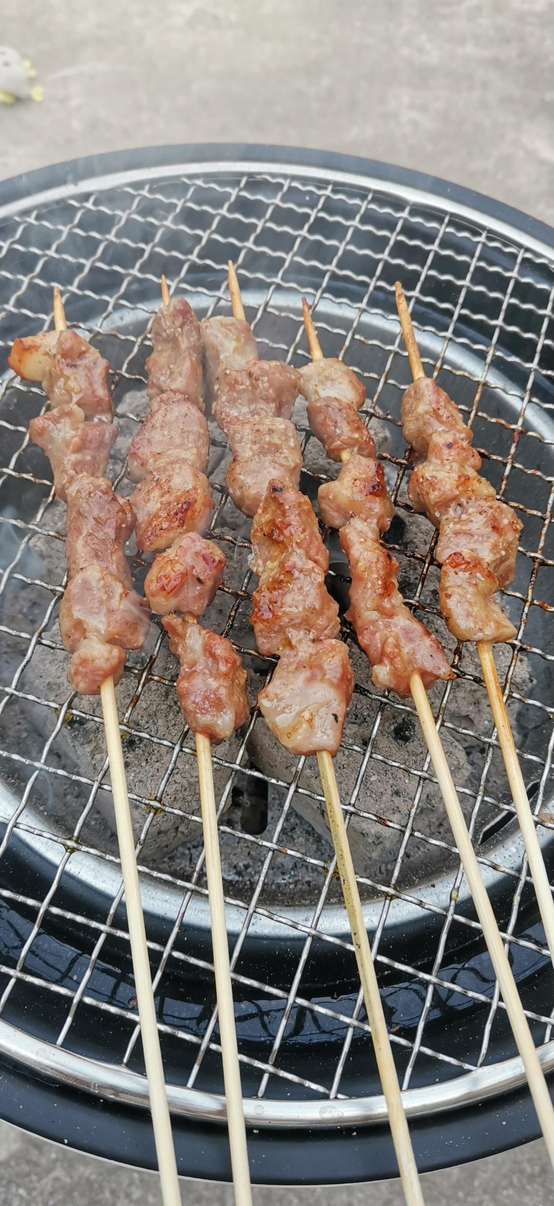 梅花肉烤串！