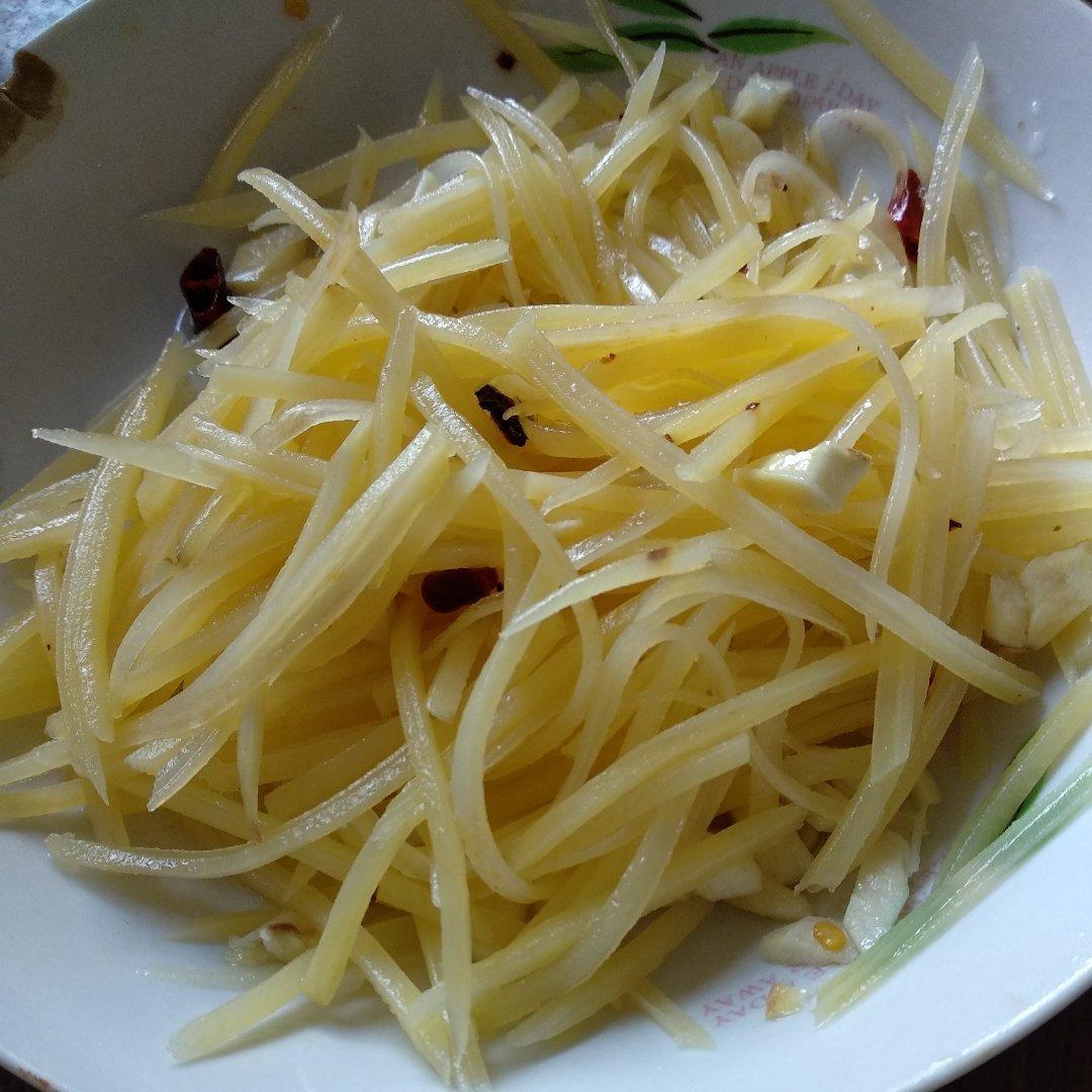 炝拌土豆丝