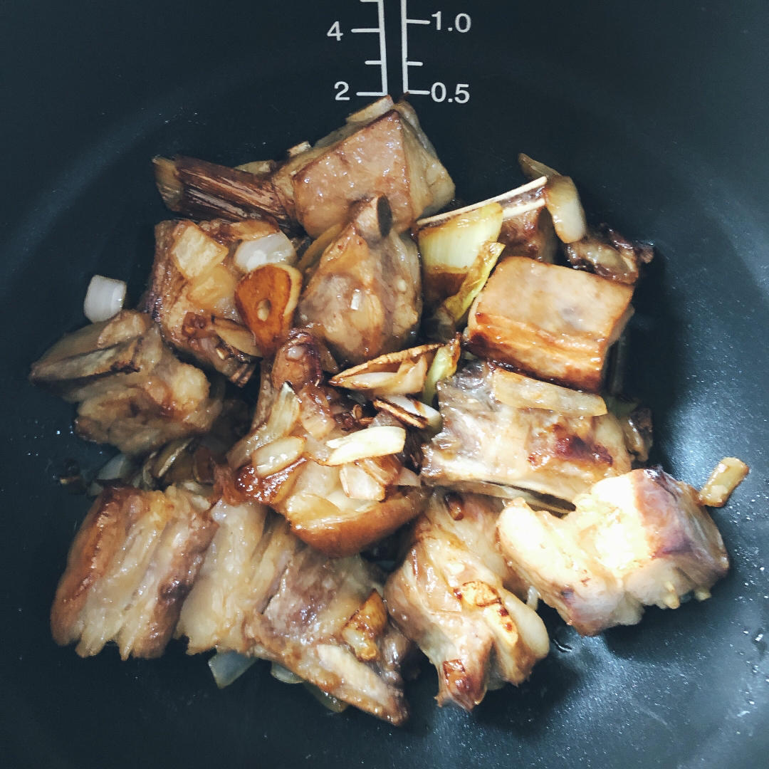 电饭煲版羊排焖饭