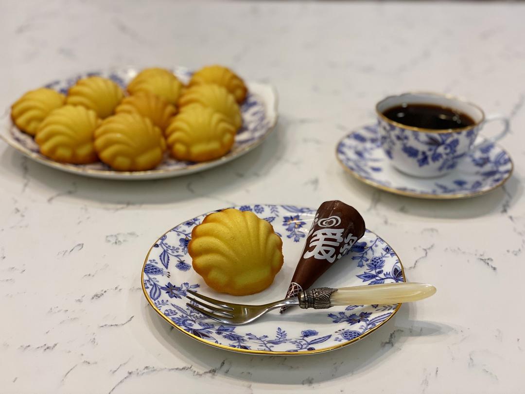 浑身文艺气质的甜点——柠檬玛德琳