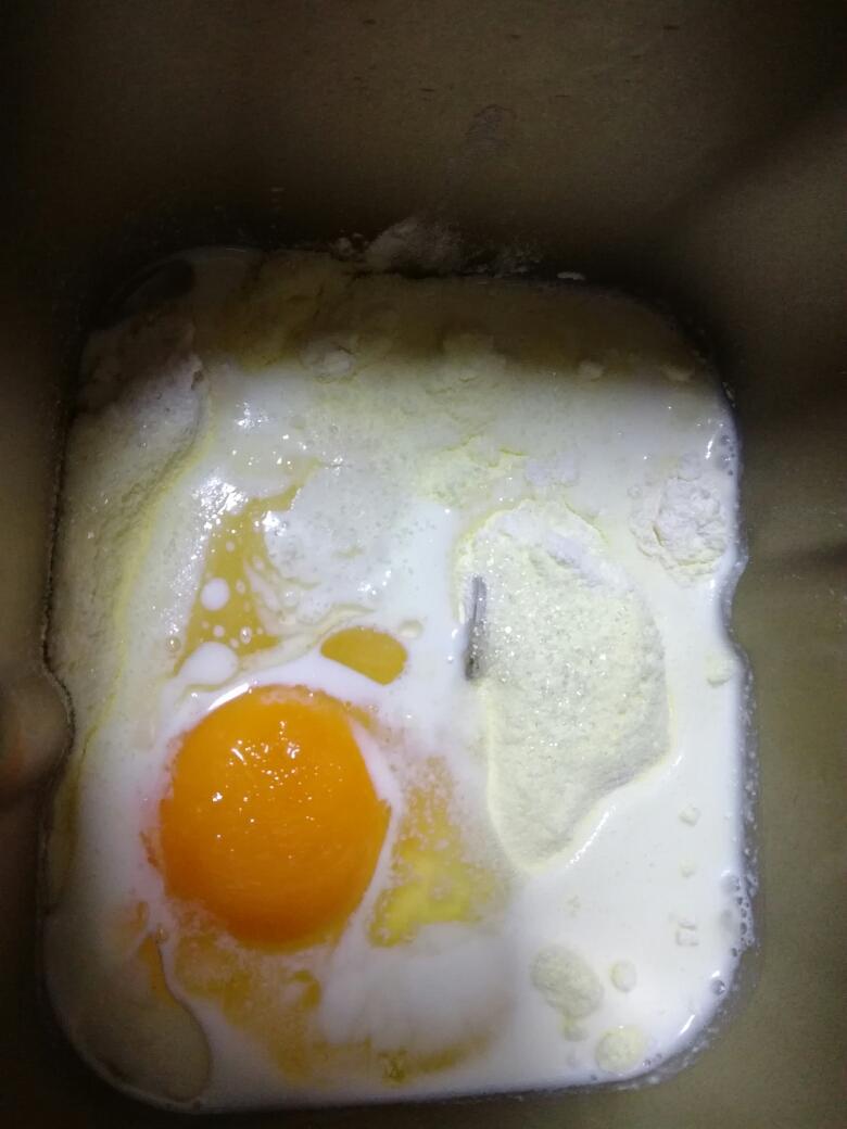 纯奶手撕吐司的做法 步骤1