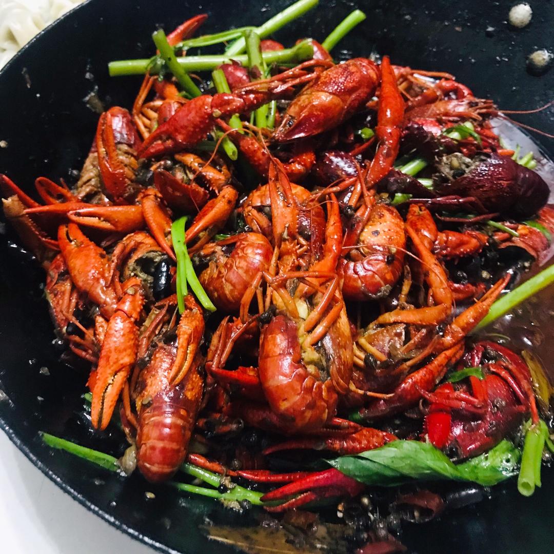厨师长教你：“麻辣小龙虾”的家常做法 ,好吃的停不下来