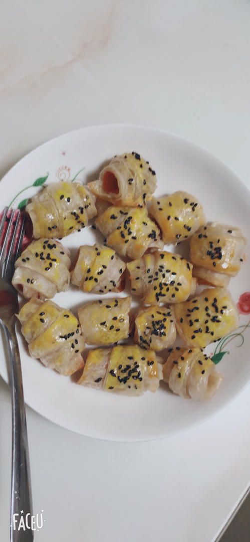 香肠可颂卷 热狗手抓饼  不用和面版