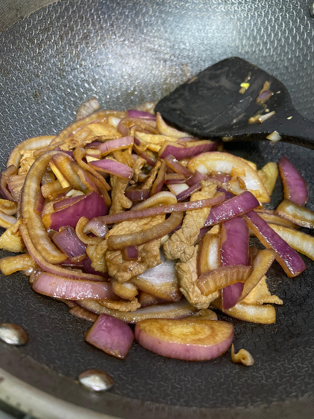 洋葱炒肉（宝宝爱吃）