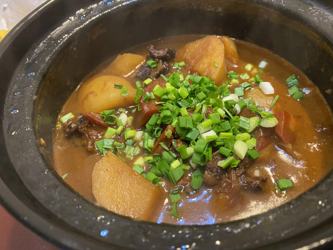 番茄土豆炖牛腩