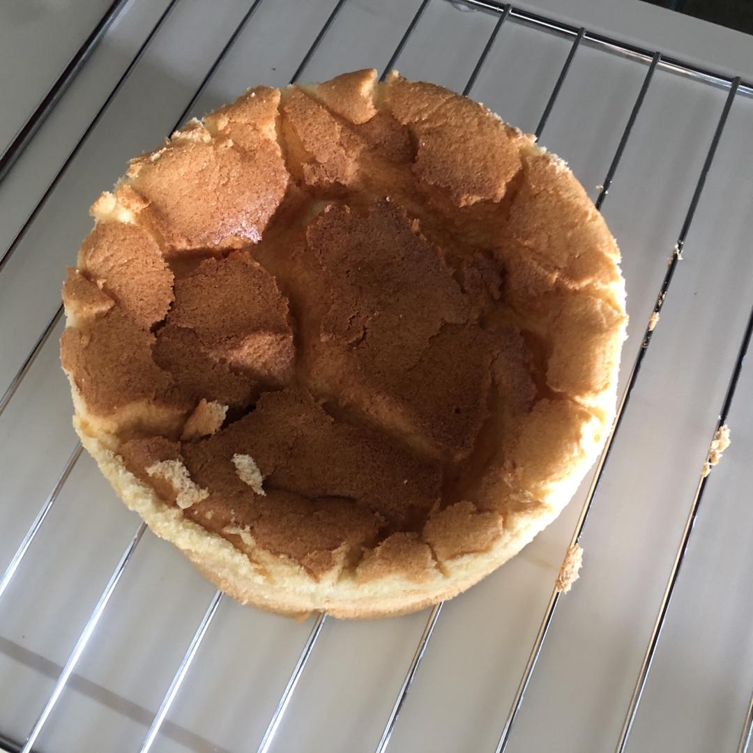 超柔软6寸戚风蛋糕(附8寸配方)零失败 超详细‼️含操作视频