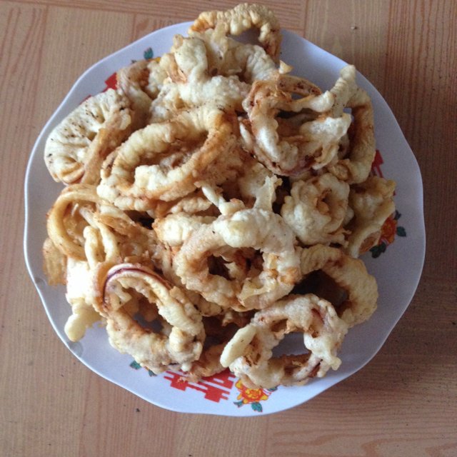 酥炸鱿鱼圈