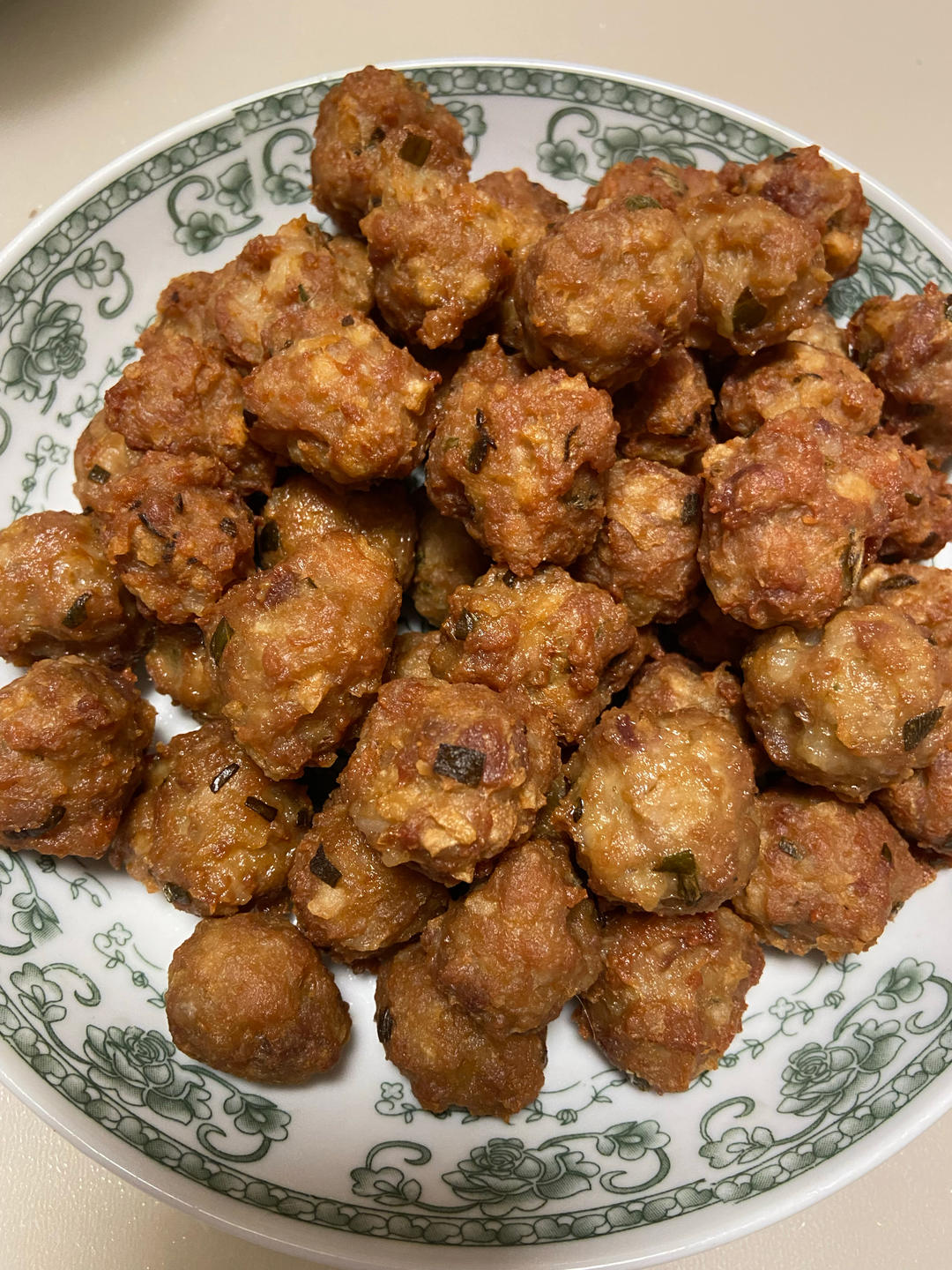 炸肉丸子