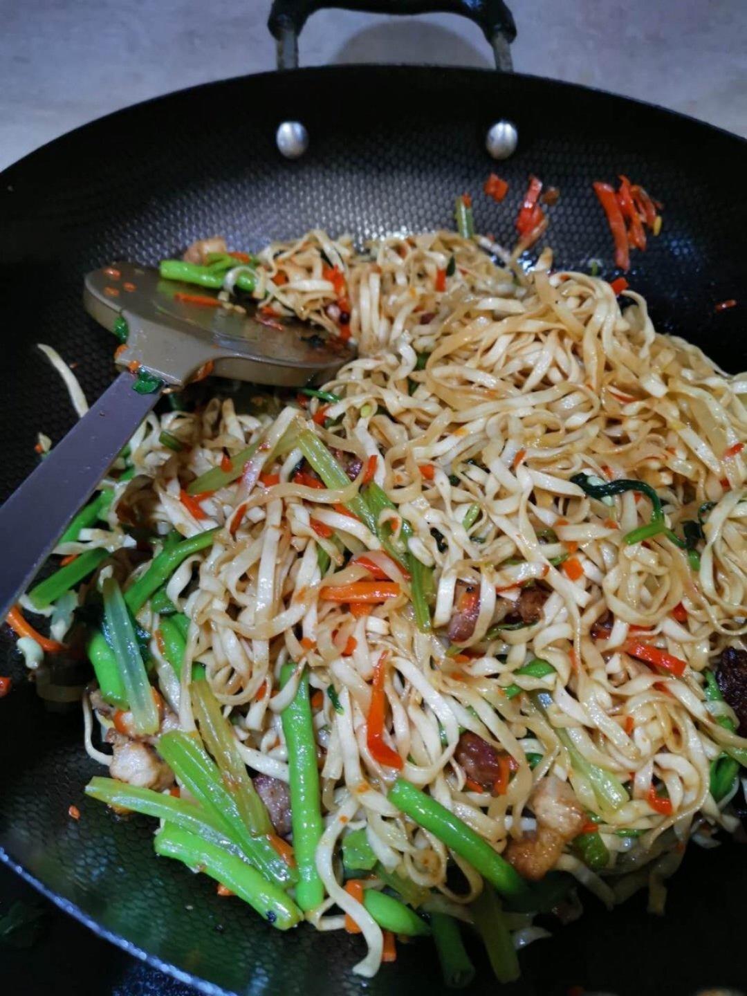 河南卤面的家常做法 豫菜经典 简单易上手的蒸面条 清真牛肉版