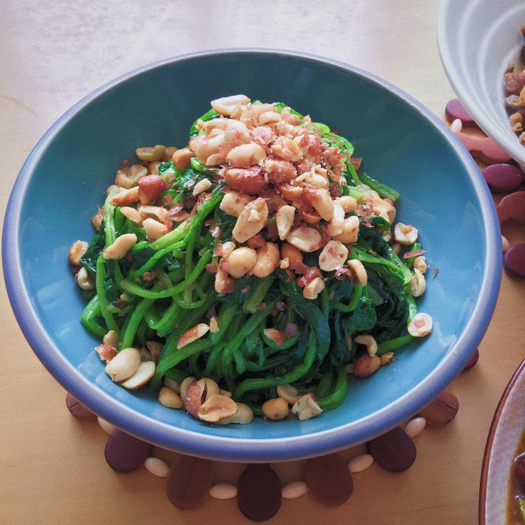凉拌花生米菠菜