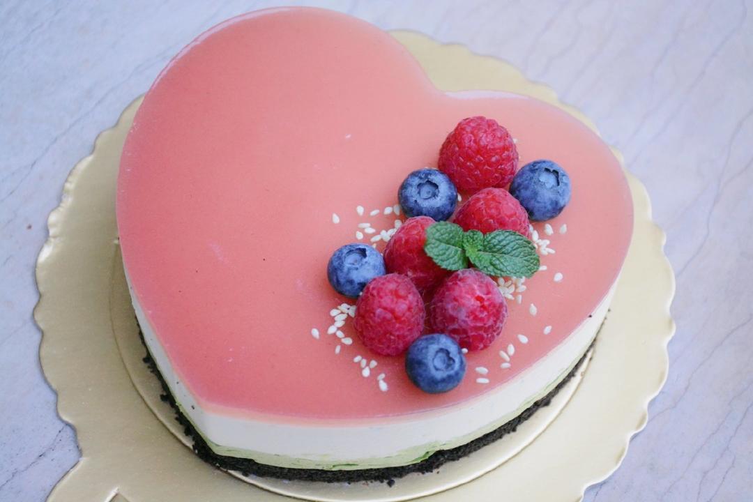 美腻树莓抹茶慕斯蛋糕❤️