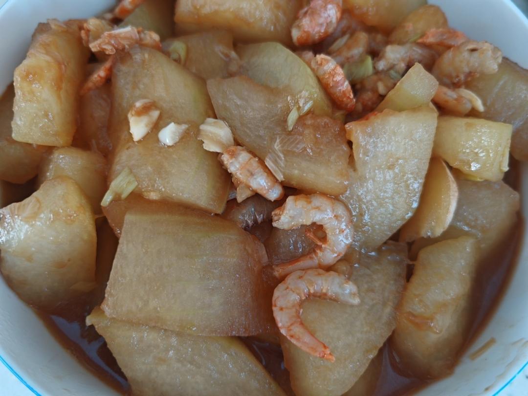 红烧冬瓜最完美做法，不加一滴水，瞬间秒杀红烧肉