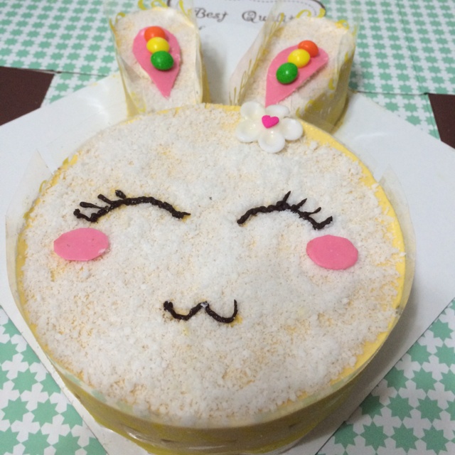 小兔子椰蓉生日蛋糕